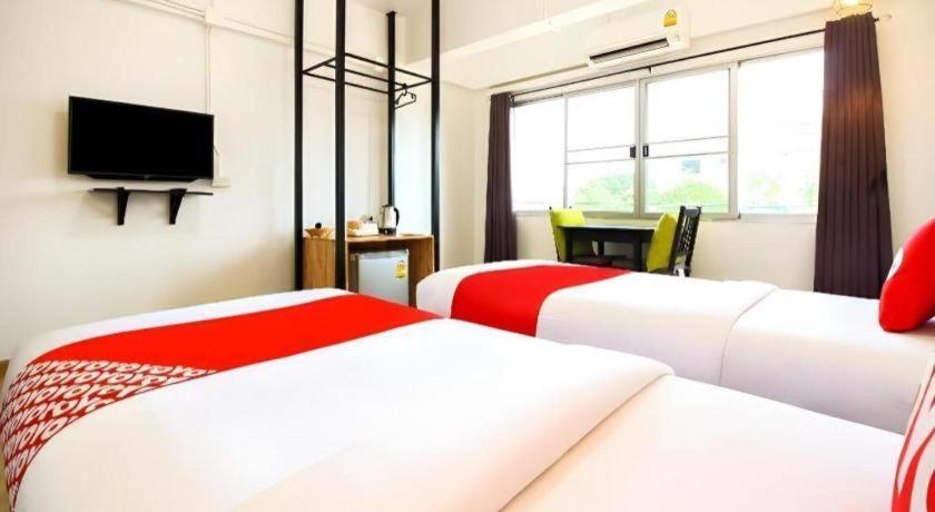 Kailub Rooms Hotel Bangkok Exterior foto